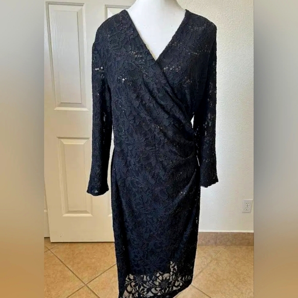 Lauren Ralph Lauren Dresses & Skirts - Lauren Ralph Lauren black lace and sequin faux wrap dress, side ruching, size 10
